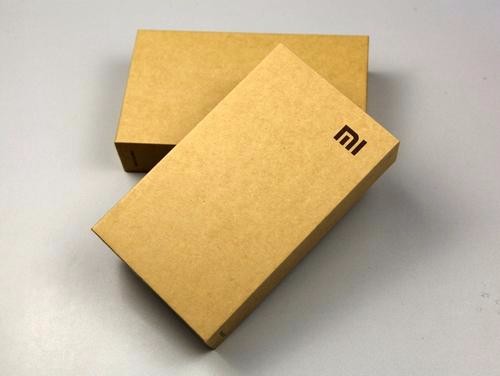 說(shuō)到牛皮紙盒，多少人會(huì)箱到小米手機(jī)盒？